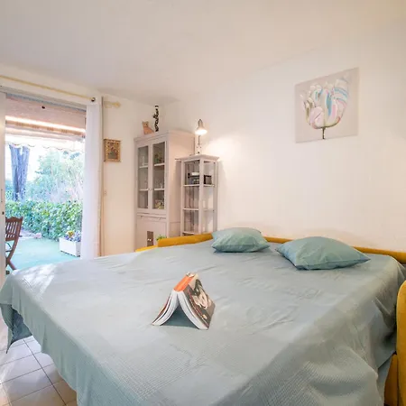 Apartment La Galiote-2 By Interhome